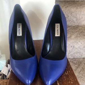 blue 3.5 inch heels